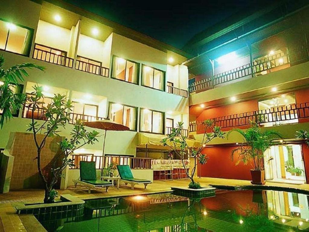 Bp Chiangmai City Hotel Chiang Mai Exteriör bild