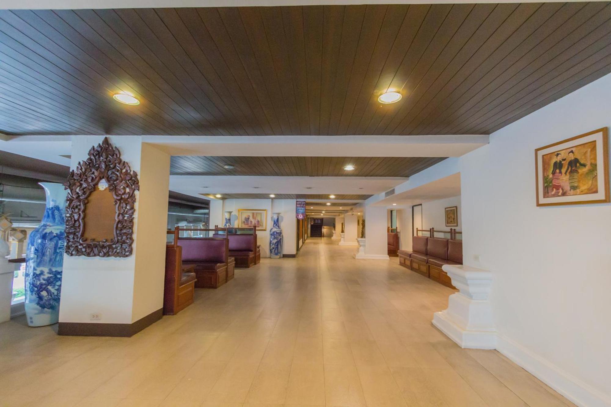 Bp Chiangmai City Hotel Chiang Mai Exteriör bild
