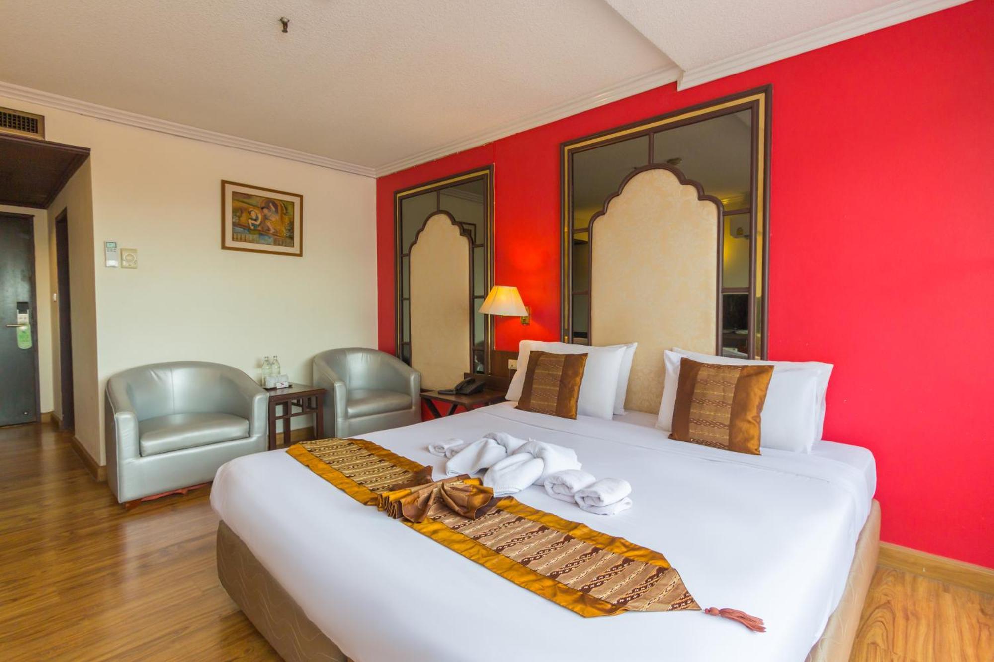 Bp Chiangmai City Hotel Chiang Mai Exteriör bild